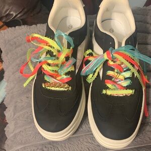 Dream Pairs Black Sneakers with Multicolor Laces